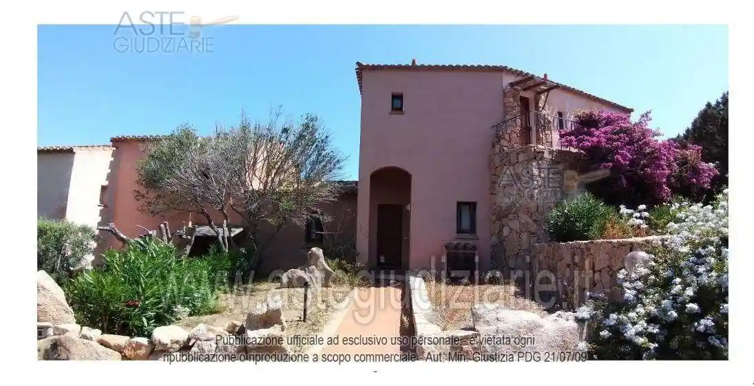 Villetta a schiera in vendita a Arzachena