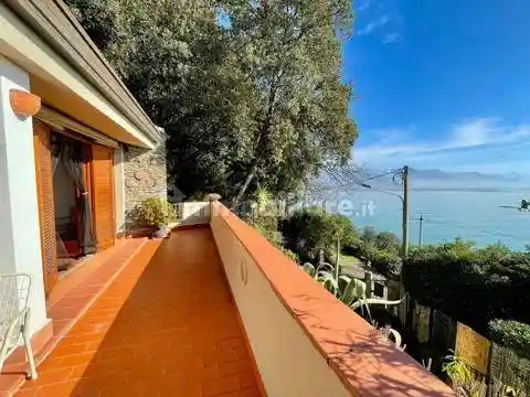 Appartamento in vendita a Ameglia