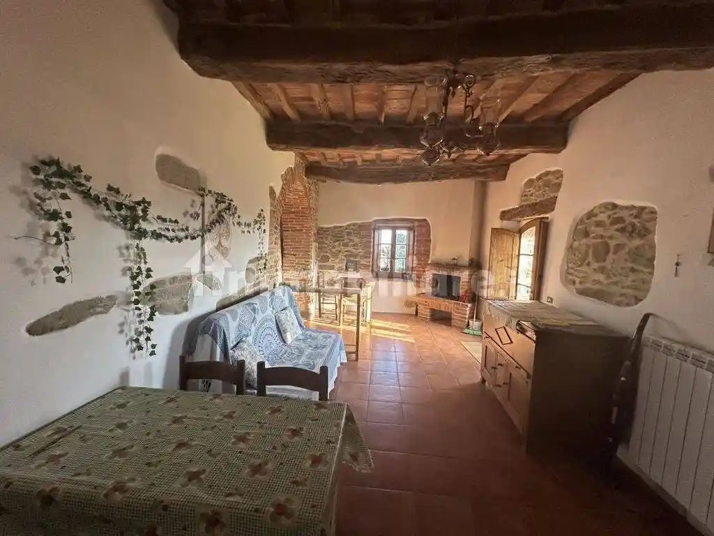 Appartamento in affitto a Panicale