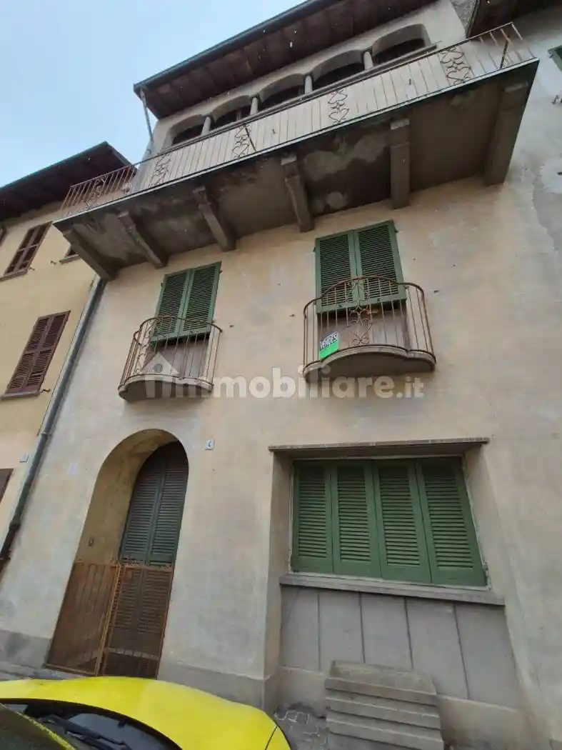 Casa indipendente in vendita a Volpedo