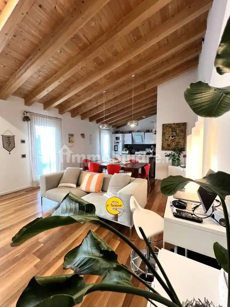 Appartamento in affitto a Rossano Veneto