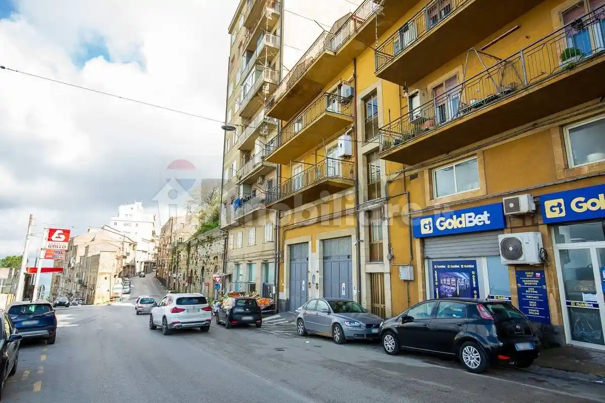 Casa indipendente in vendita a Enna