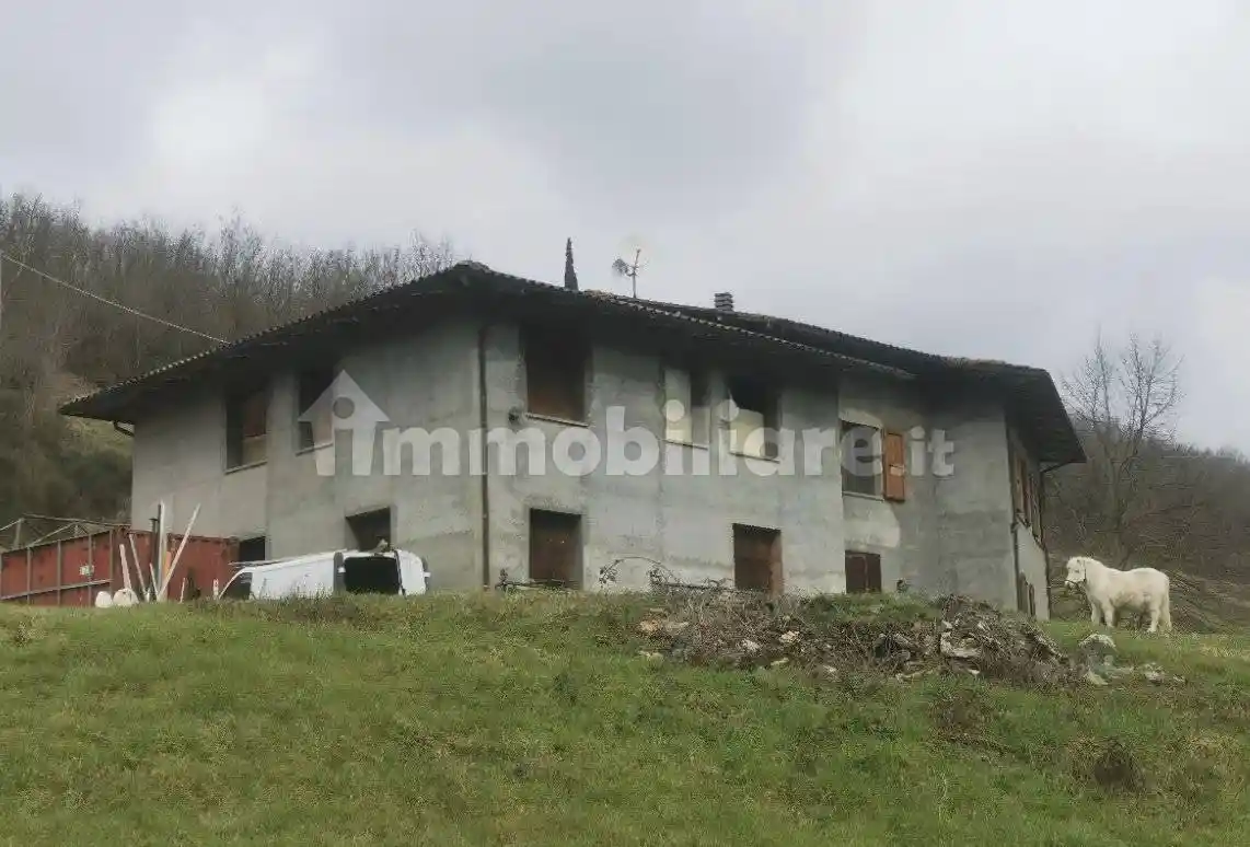 Rustico - Casale in vendita a Pianoro