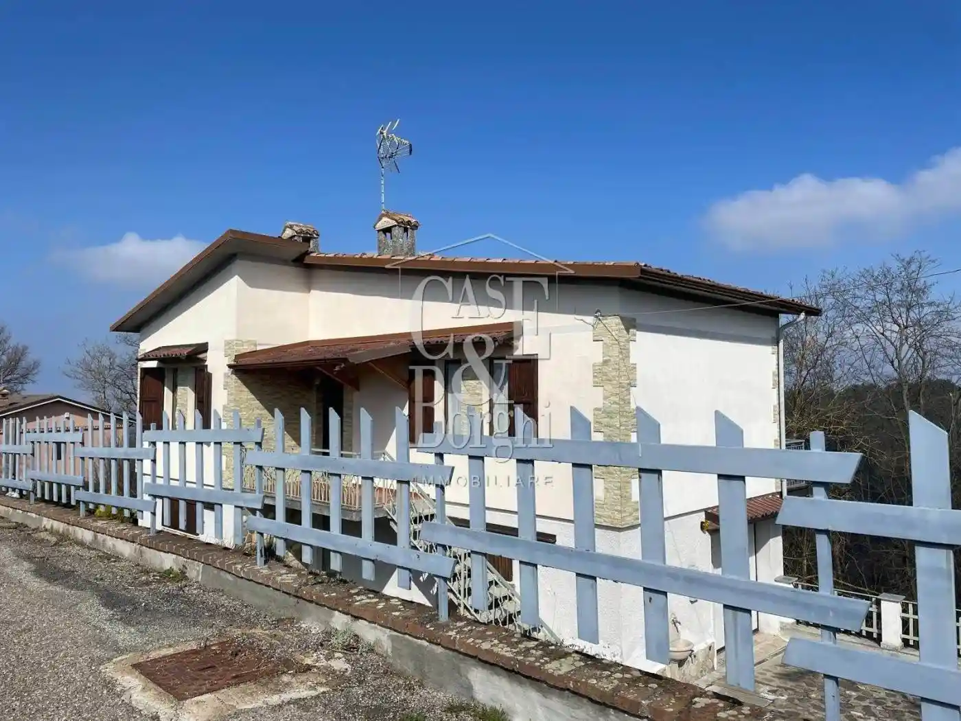 Villa in vendita a Ponte Nizza
