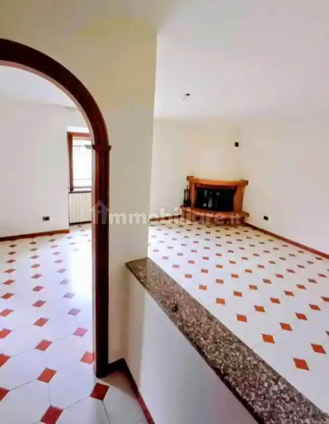 Appartamento in vendita a Dorzano