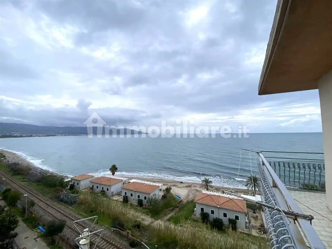 Appartamento in affitto a Soverato