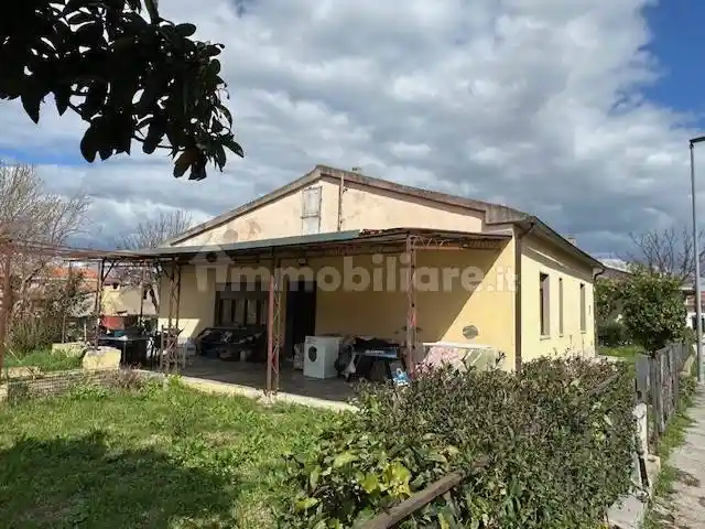 Appartamento in vendita a Gavorrano