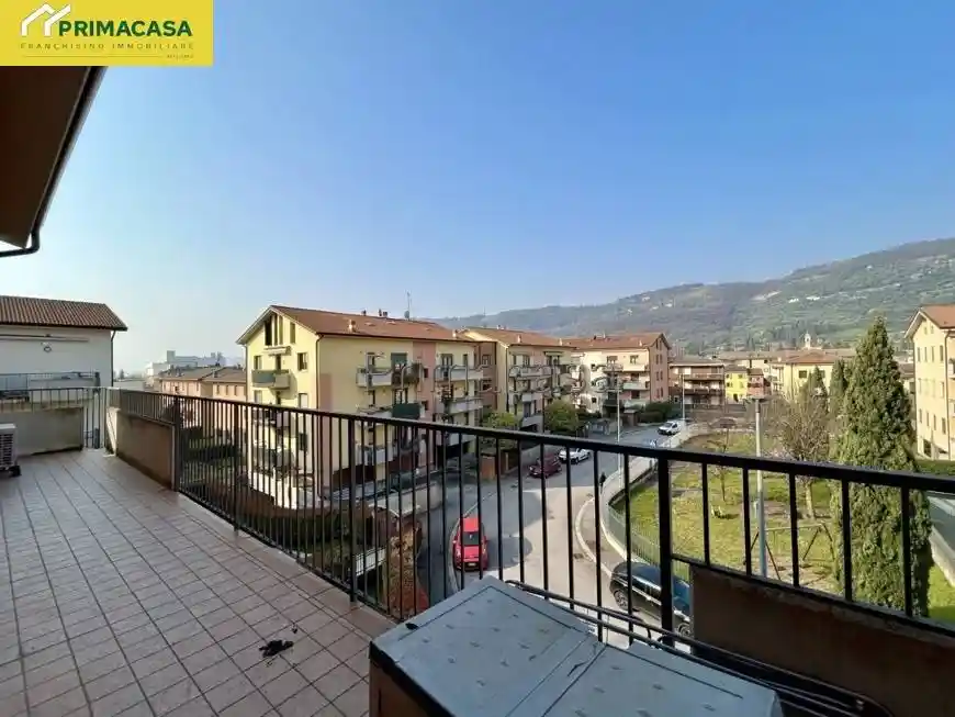 Appartamento in vendita a Verona