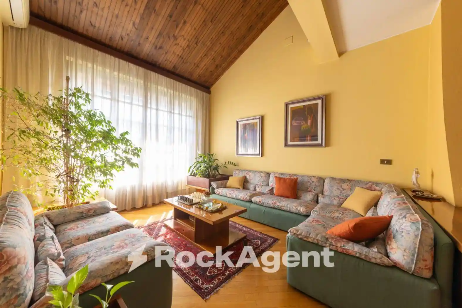 Villa in vendita a Saronno