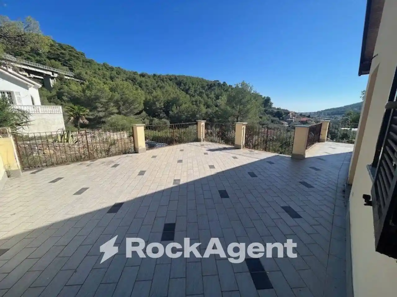 Villa in vendita a Andora