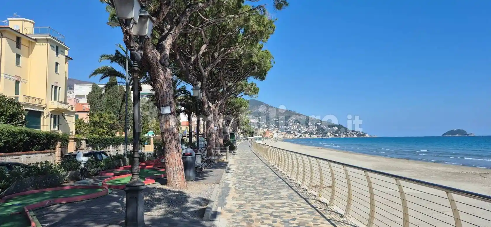 Appartamento in vendita a Alassio