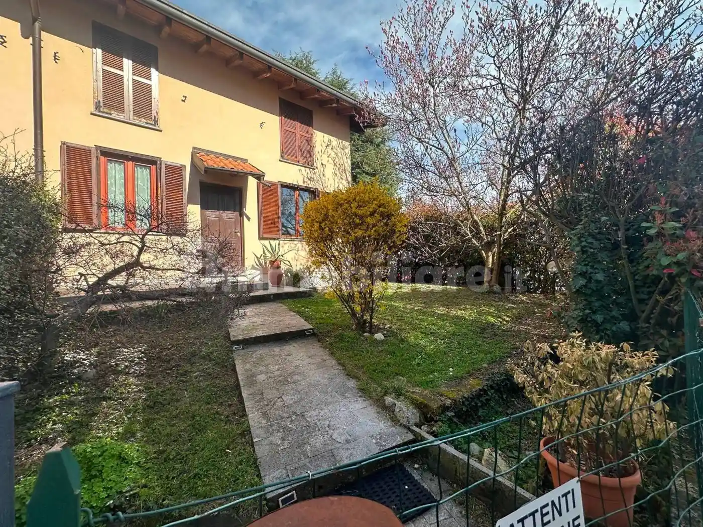 Appartamento in vendita a Villa Guardia