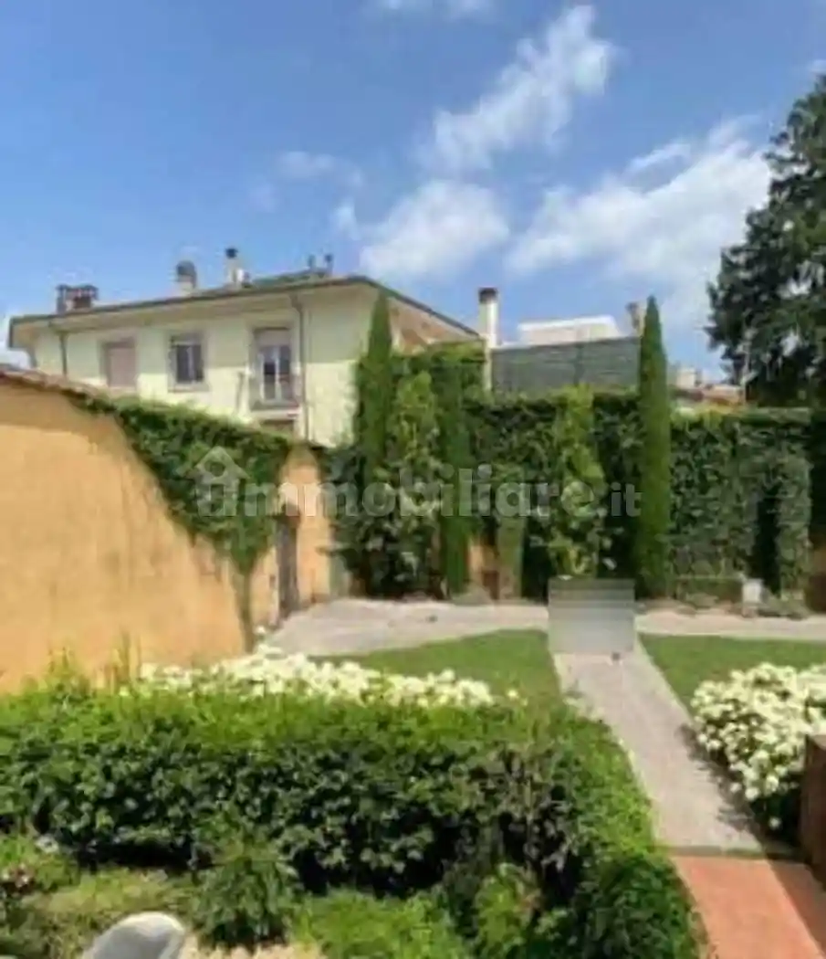 Appartamento in vendita a Lucca