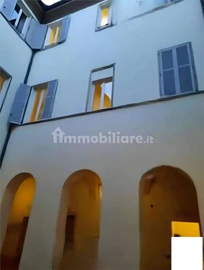 Appartamento in vendita a Piacenza