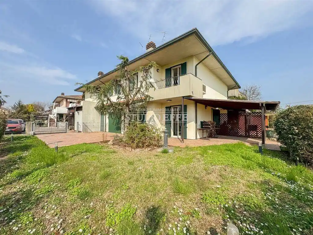 Villa in vendita a Ravenna