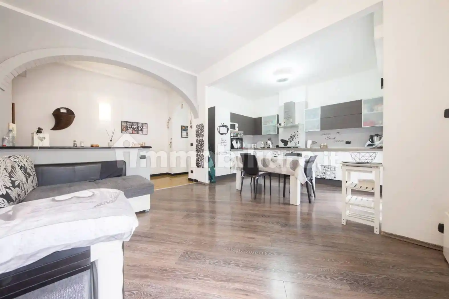 Appartamento in vendita a Genova