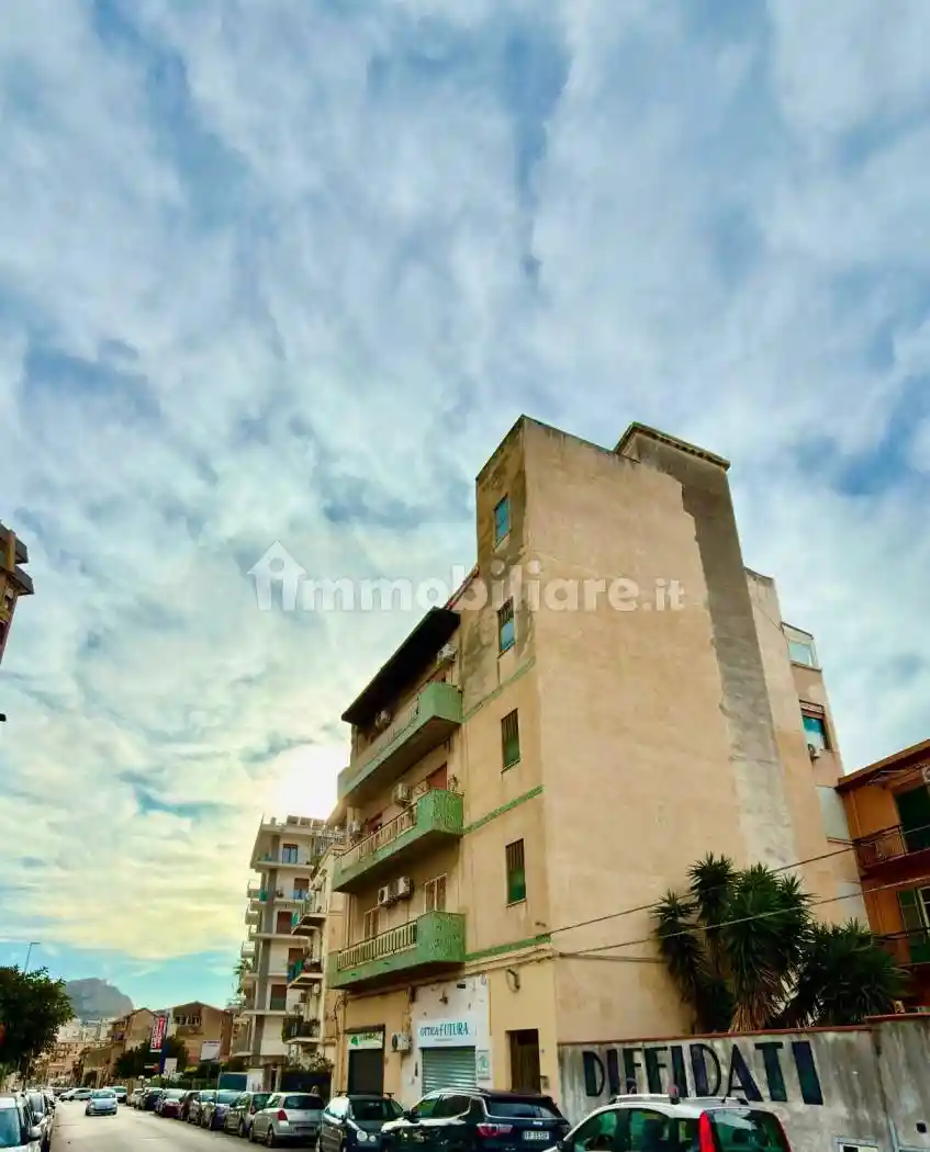 Appartamento in vendita a Palermo