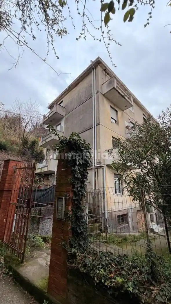 Appartamento in vendita a Genova