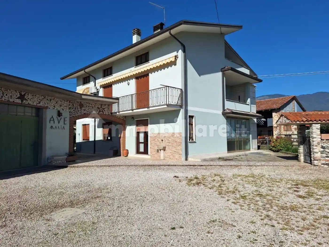 Villa in vendita a Zugliano