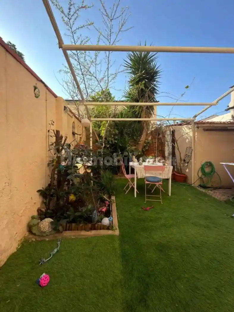 Appartamento in vendita a Livorno