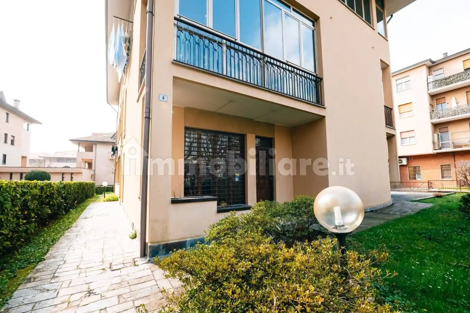 Appartamento in vendita a Bernareggio