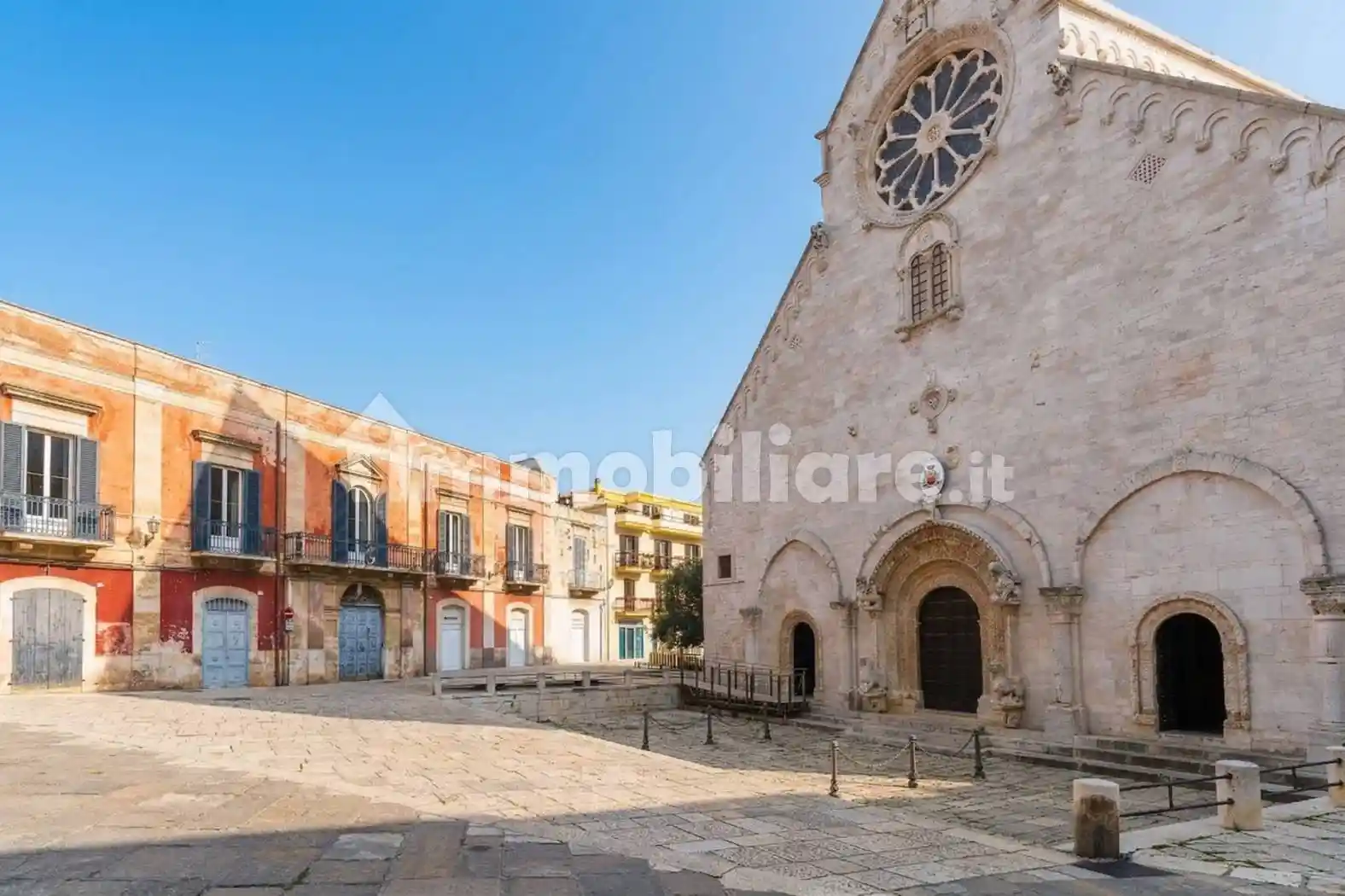 Palazzo - Edificio in vendita a Ruvo di Puglia
