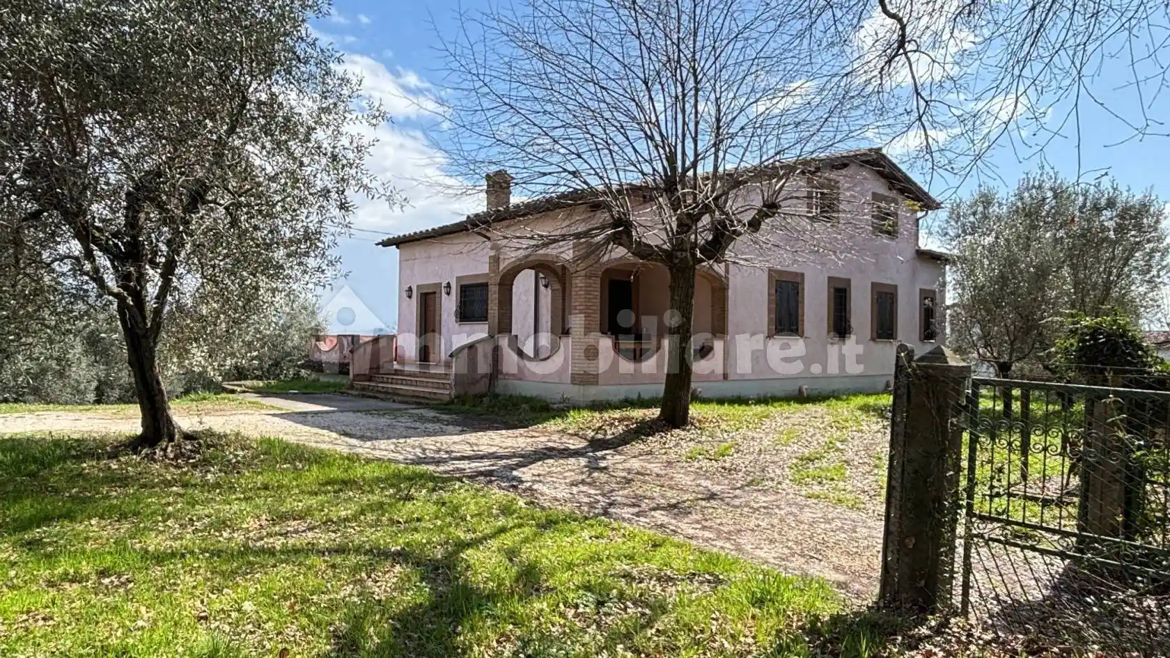 Villa in vendita a Cantalupo in Sabina