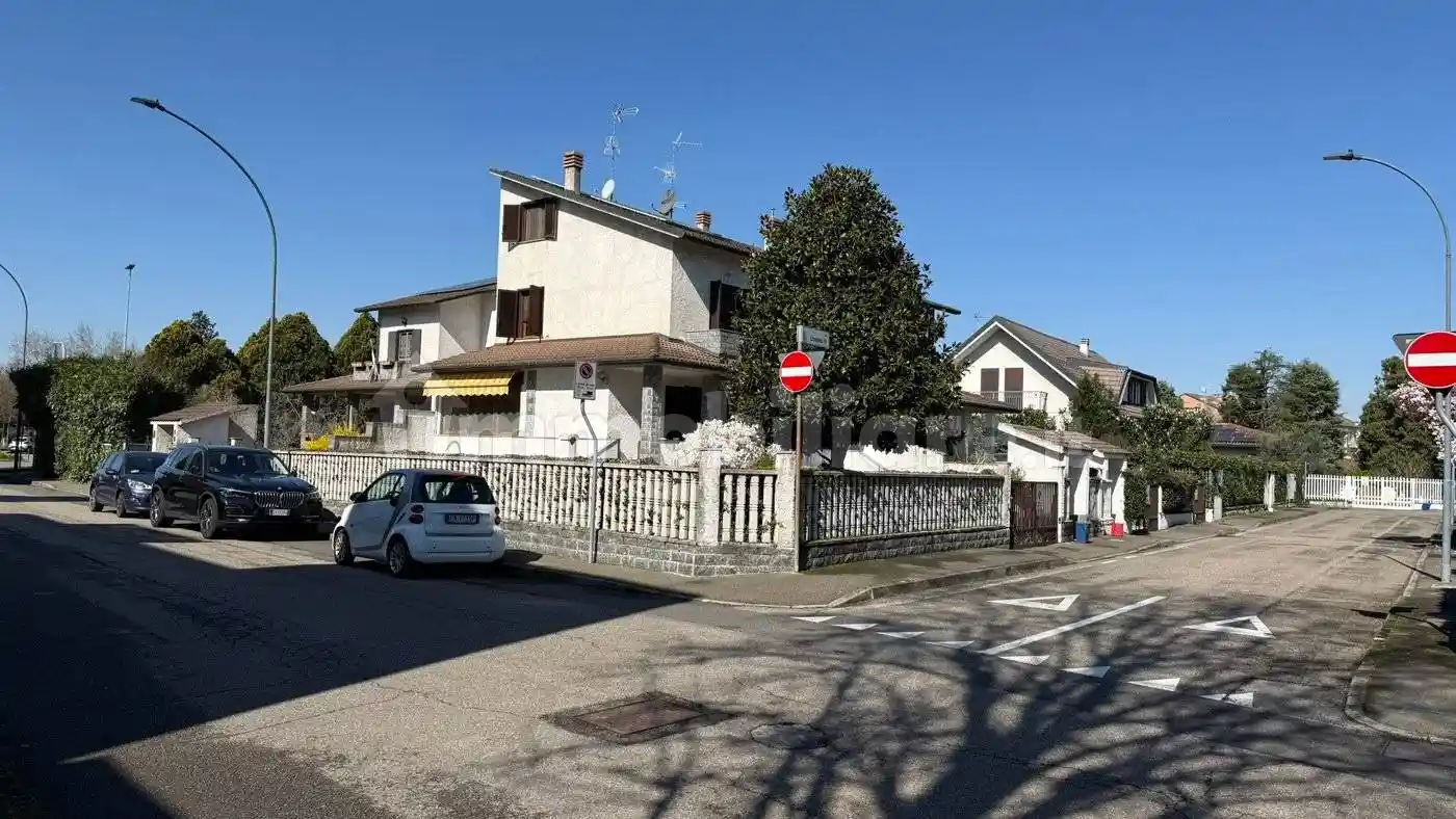 Villetta a schiera in vendita a Zibido San Giacomo