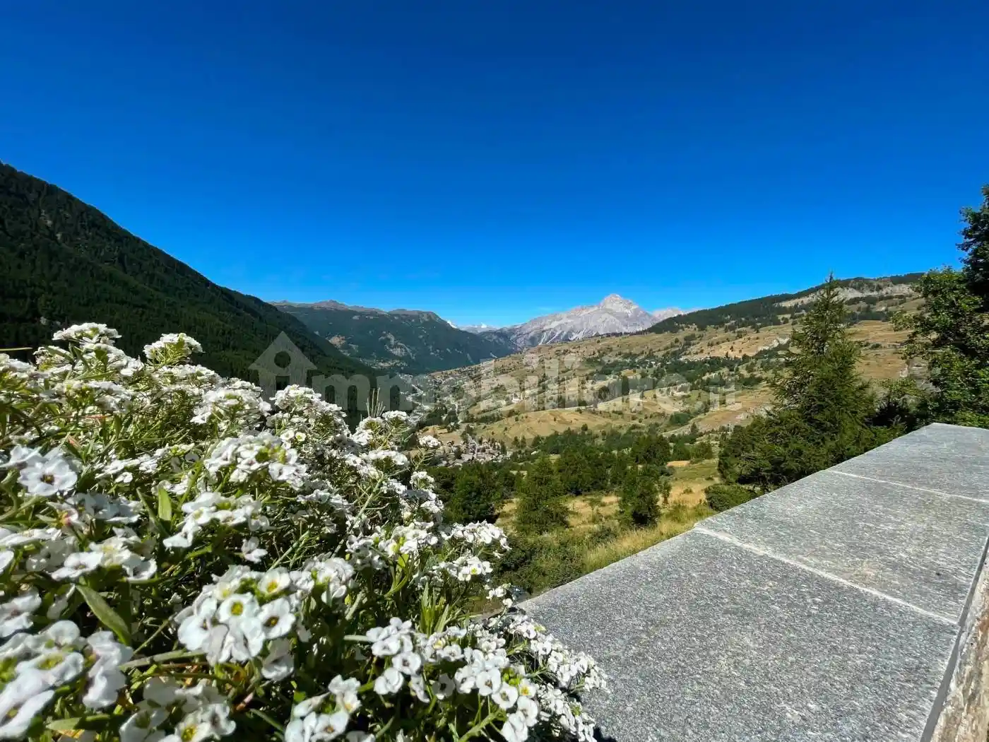 Appartamento in vendita a Sauze di Cesana