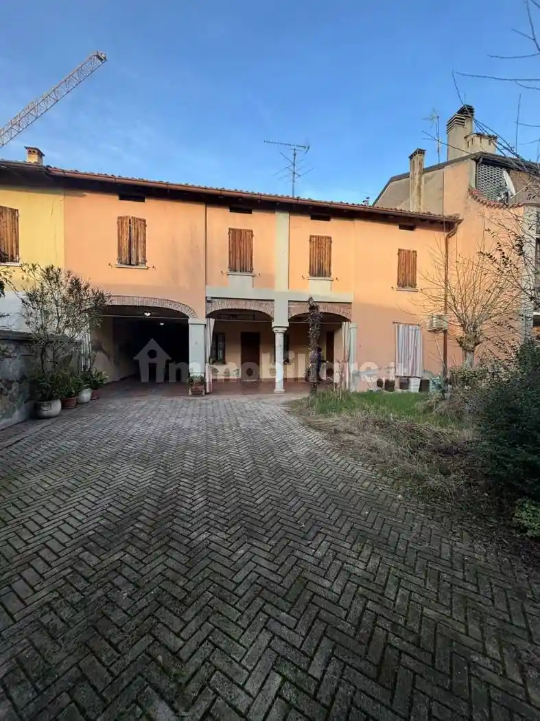 Casa indipendente in vendita a Leno