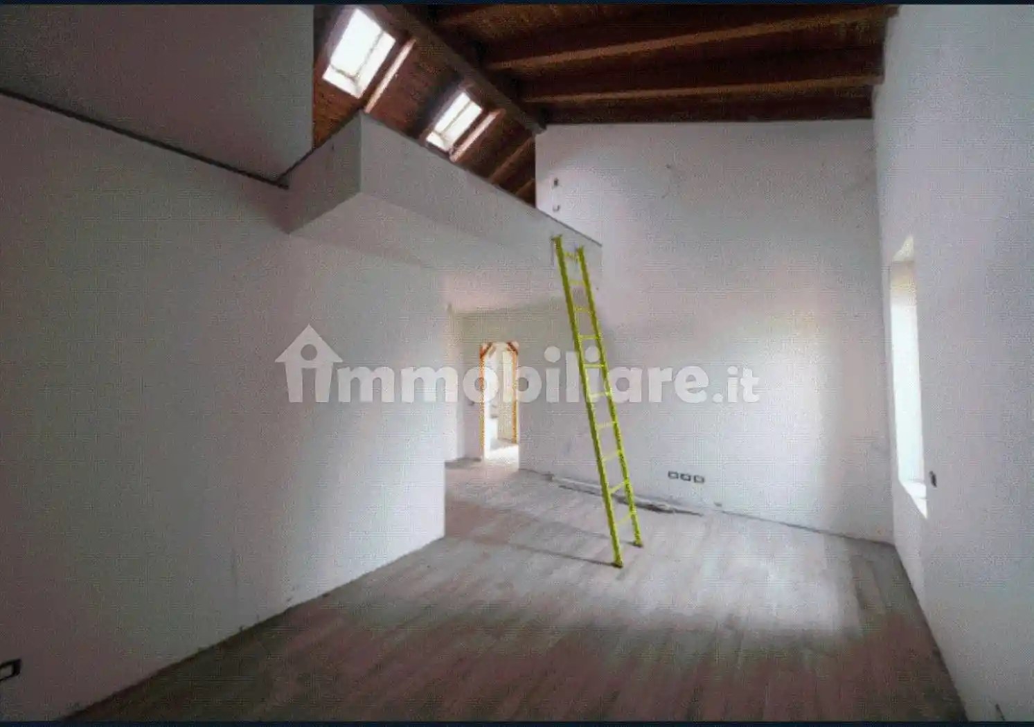 Appartamento in vendita a Peschiera Borromeo