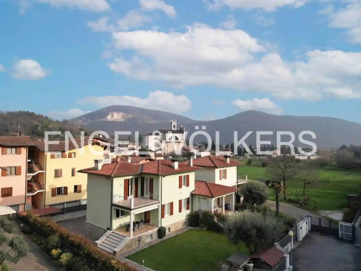 Villa in vendita a Botticino