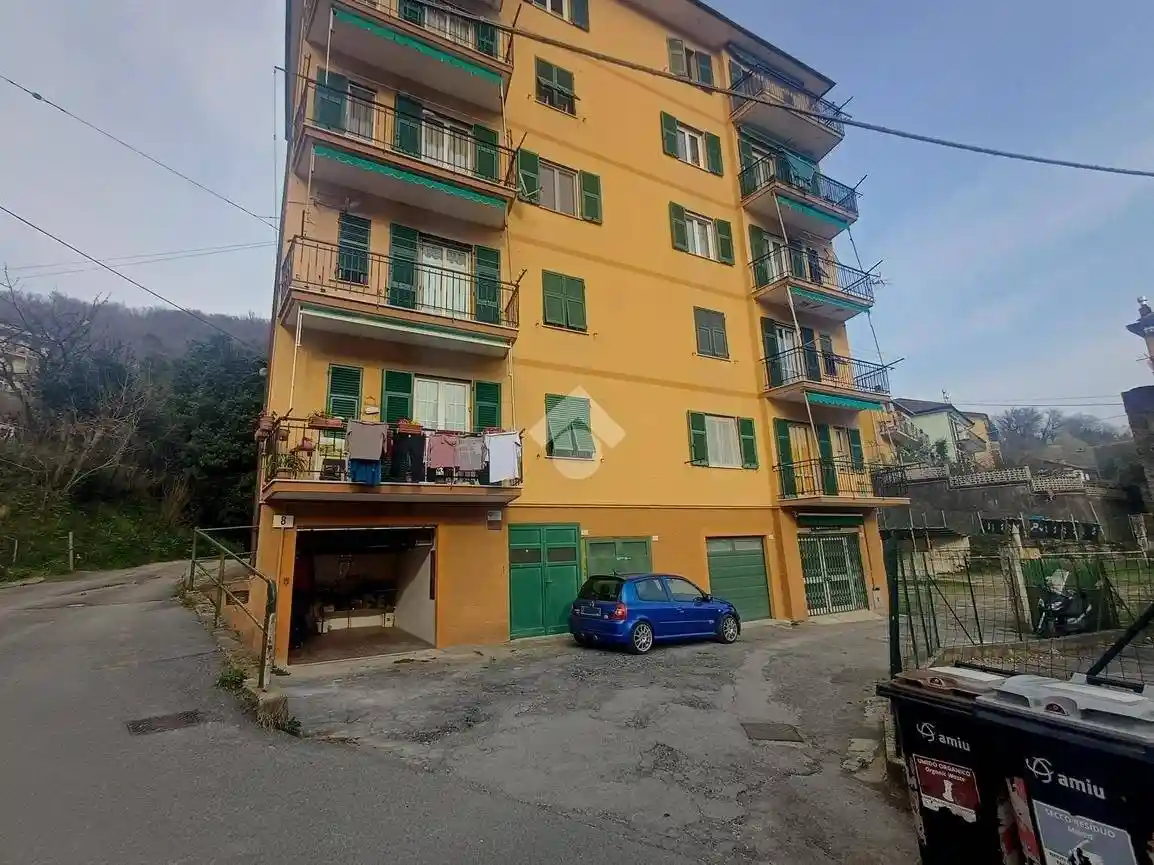 Appartamento in vendita a Campomorone