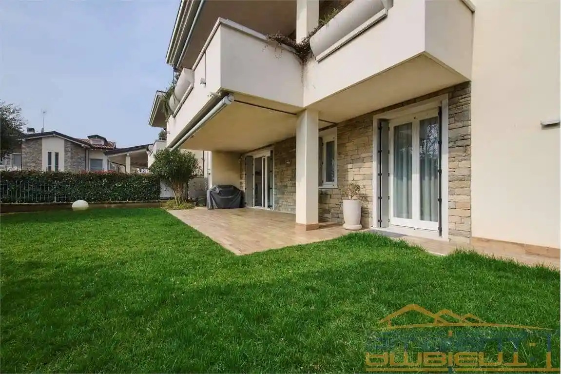 Appartamento in vendita a Vimercate