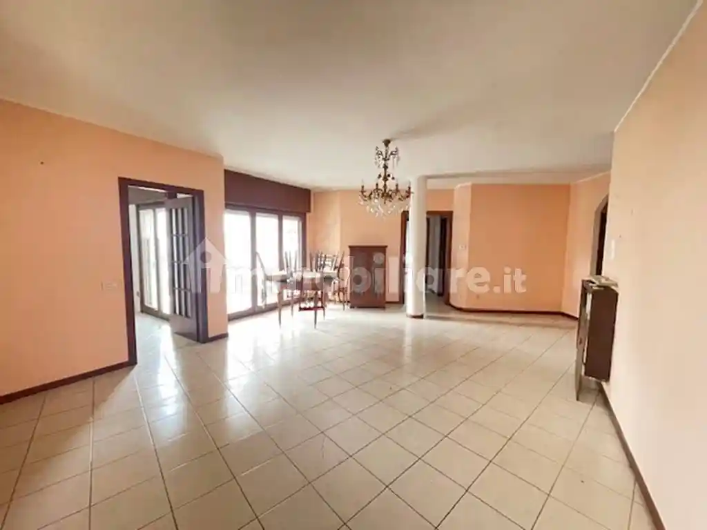 Appartamento in vendita a Cremona