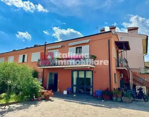 Casa indipendente in vendita a Sesto Fiorentino