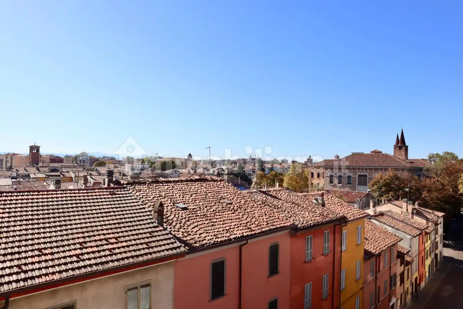 Appartamento in vendita a Piacenza