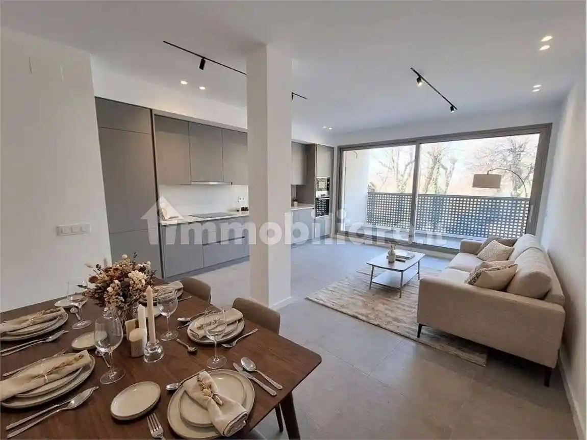 Appartamento in vendita a Maslianico