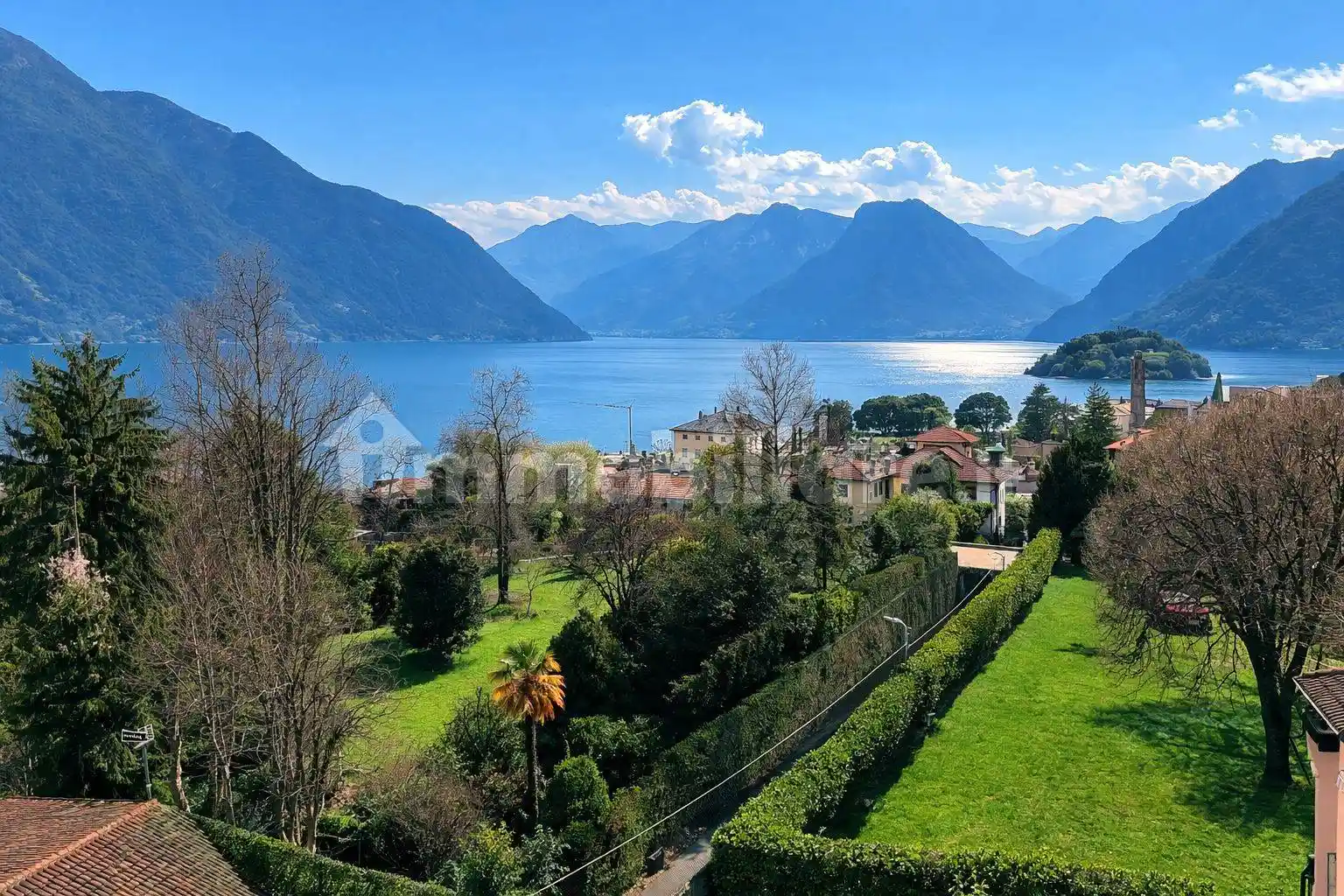 Appartamento in vendita a Tremezzina