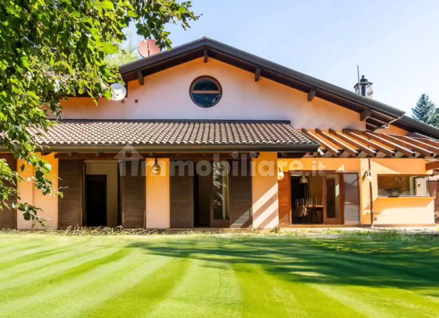 Villa in vendita a Limido Comasco