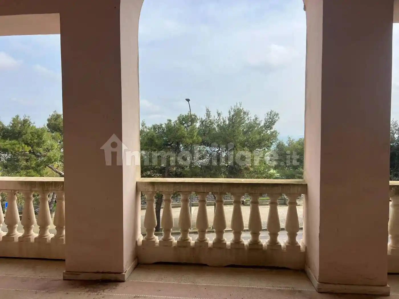 Palazzo - Edificio in vendita a Mottola