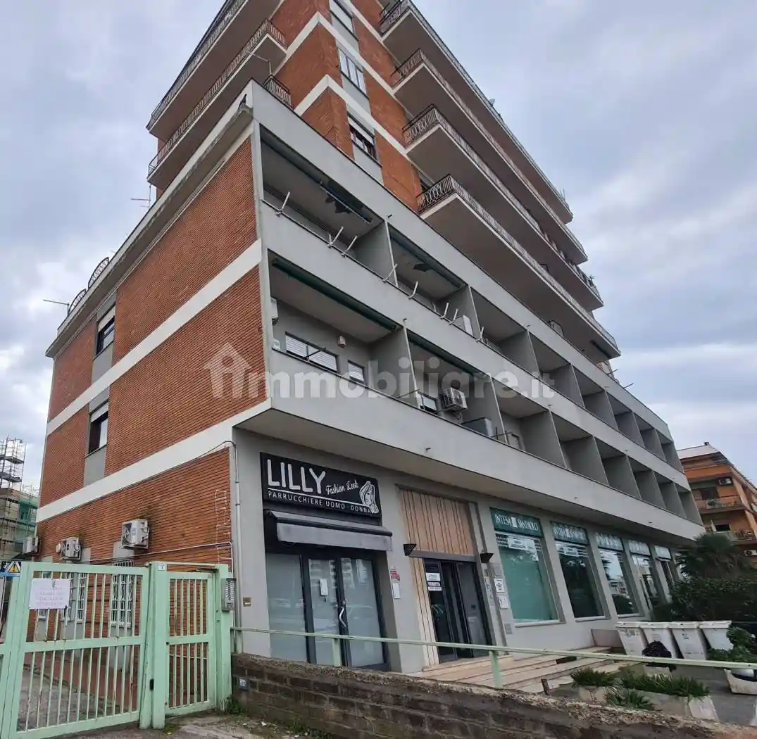 Appartamento in vendita a Pomezia