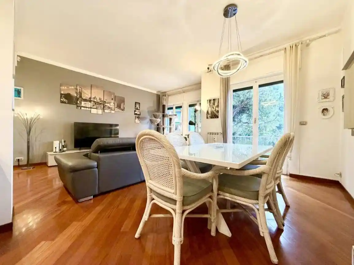 Appartamento in vendita a Genova