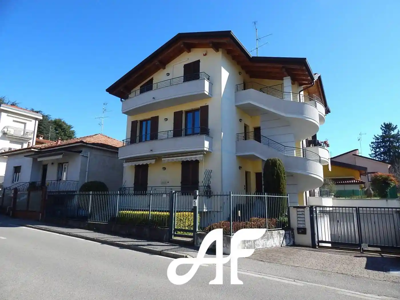 Appartamento in vendita a Veduggio con Colzano