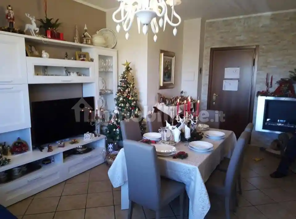 Appartamento in vendita a Peschiera Borromeo