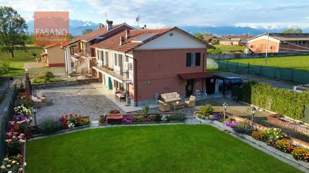 Casa indipendente in vendita a Villafranca Piemonte