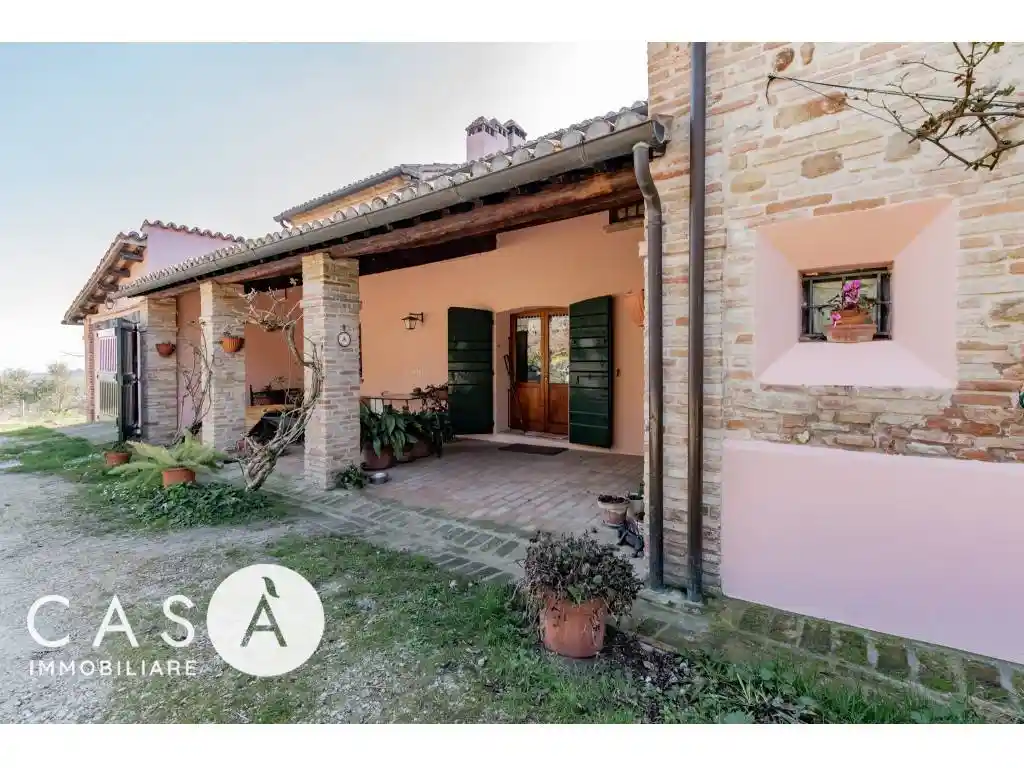 Villa in vendita a Longiano