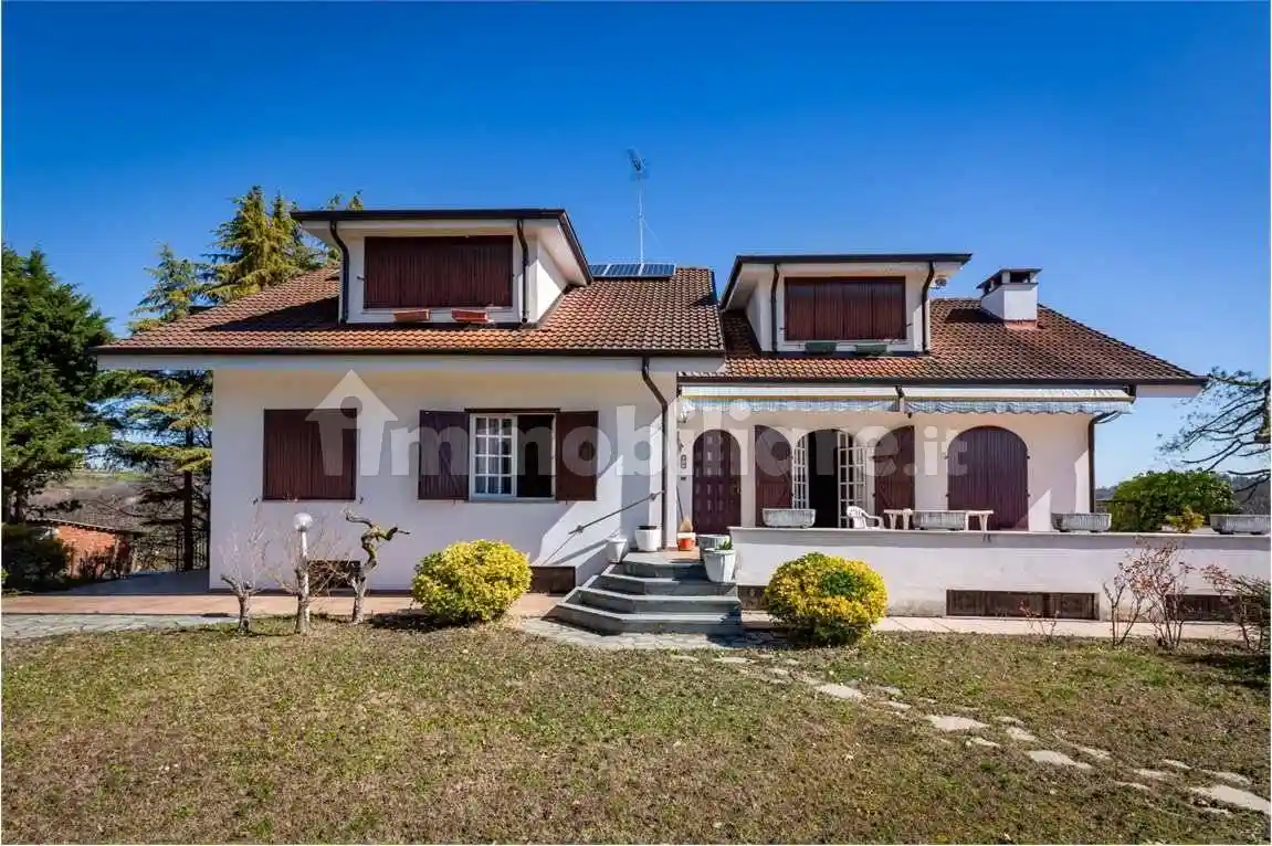 Villa in vendita a Marentino