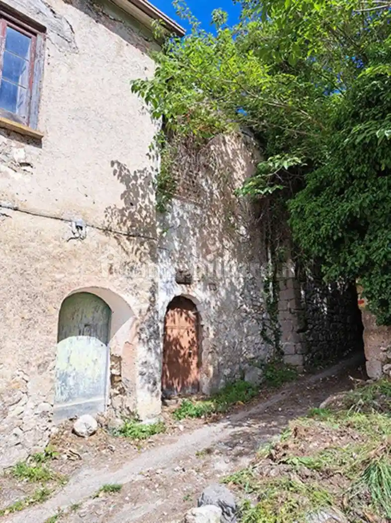 Appartamento in vendita a Galluccio