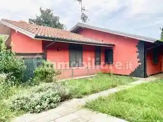 Villa in vendita a Bonate Sopra